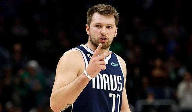 官网登录入口包含东契奇新星表现优异表现突出，老鹰前途光明！再创辉煌时刻的词条